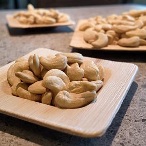 Natural White Cashew Nuts W180 High Quality With USDA / EU Organic <b>Certification</b> For Snack <b>Production</b> and Food Industry Use - Product Image 2