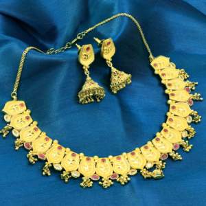 Juego de Joyería de Collar y Aretes para Mujer con Diseño Floral Tradicional Chapado en Oro de 14K, 18K y 24K, Latón Dorado, Venta al por Mayor - Product Image 1