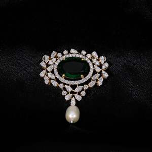 14kt Gold Luxurious Pearl and Diamond <b>Pendant</b> with <b>Emerald</b>-Toned Stone Classic Style Fashion Charms for Parties or Weddings - Product Image 1