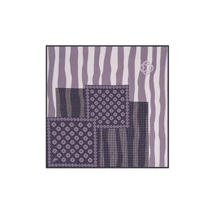 Écharpe carrée en polyester à carreaux lilas - Product Image 1