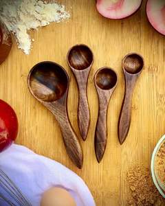 ชุดเครื่องครัวไม้สักหรืออะคาเซียธรรมชาติสูงพร้อมที่วางช้อนและที่วางช้อนไม้ทำอาหาร - Product Image 1