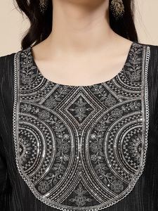 Exclusivo y Moderno Conjunto de Kurti y Pantalones Bordados de Algodón 100% para Mujer, Listo para Usar, Estilo Casual para Fiesta, Servicio OEM, Venta al Por Mayor - Product Image 6