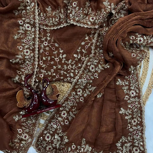 La blusa de lujo Sari de seda de gasa Fandy más reciente de diseñador indio exclusivo superventas ropa de fiesta étnica de calidad superior para mujer - Product Image 1