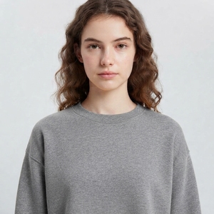 Sweat-shirt court personnalisé pour femme, col rond, manches longues, décontracté, doux et confortable, fournisseur de vêtements à marque privée - Product Image 5