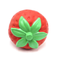 Aardbei Squishy Speelgoed PU-schuim Langzaam stijgend Stressverlichting Zintuiglijk fidget-speeltje voor meisjes Jongens Kinderen Volwassenen Bureau