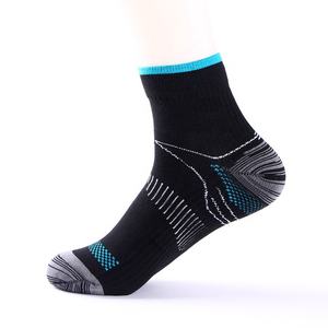 Calcetines de compresión de tobillo de circulación 15-20 mmHg para protección atlética Correr Ciclismo Enfermera Uso diario - Product Image 1
