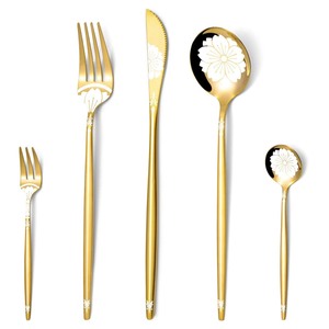 Cubiertos de plata de primera calidad, vajilla de lujo de acero inoxidable, cubiertos, cuchara, tenedor, cuchillo, juego reutilizable para cocina, mesa de comedor y regalos - Product Image 4