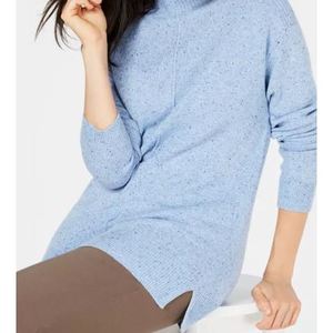 เสื้อสเวตเตอร์ชิมเมอร์สีกรมท่าสำหรับผู้หญิง แบรนด์ Karen Scott ไซส์เล็ก ทรงหลวม คอเต่าแบบปลอม พร้อมดีไซน์ผ่าข้าง  เสื้อสเวตเตอร์ชิมเมอร์คอเต่าแบบปลอมสุดแฟชั่น - Product Image 2