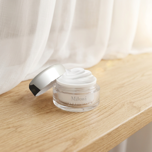 CREMA BLANQUEADORA MILOWI V2 MAGIC RADIANCE 50g Crema Antiarrugas de Aclarado Inmediato para una Piel Hidratada y Radiante - Product Image 1