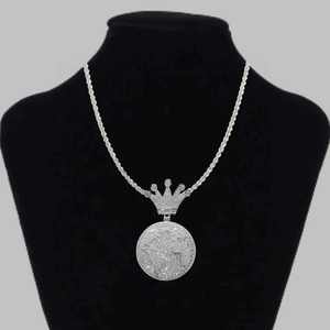 Colgante de Estilo Rapero de Calidad de Exportación para Fiestas, Conciertos y Uso Diario Disponible al Mejor Precio del Mercado - Product Image 3