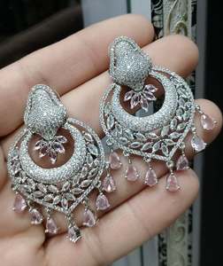 ชุดคอลเล็คชั่นเทศกาลสำหรับผู้หญิงสร้อยคอลูกปัดไข่มุกส่วนตัวต่างหูสแตนเลสเซอร์คอนออกซิไดซ์ - Product Image 2