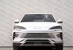 BYD Song SUV Elettrico Bianco Usato - Veicolo Familiare per Pendolari (Vista Frontale) - Product Image 1