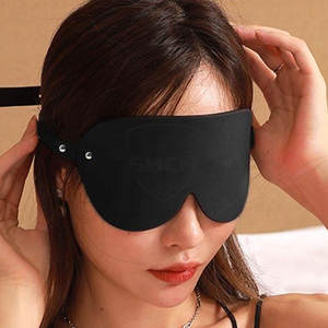 Couvre-visage en cuir léger et durable avec une couverture lisse et un support de sangle solide, fabriqué au Pakistan - Product Image 6