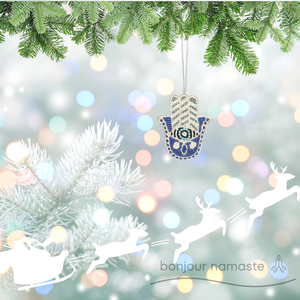 L'ornamento di natale fatto a mano con il ricamo di paillettes di Tambour Charm di protezione del malocchio tiene al sicuro i tuoi cari - Product Image 1