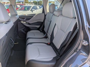 Certificado 2022 Su. Baru para coche con volante a la izquierda. Ester | Disponible para la venta | Muy limpio sin accidentes - Product Image 4