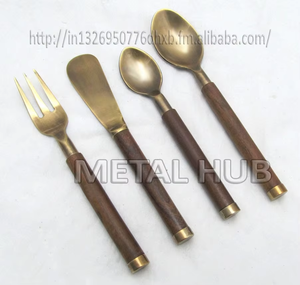 Ensemble de couverts luxueux en acier inoxydable pour bébé Plaque en métal durable écologique pour enfants Cadeaux d'affaires idéaux Utilisation en camping - Product Image 2