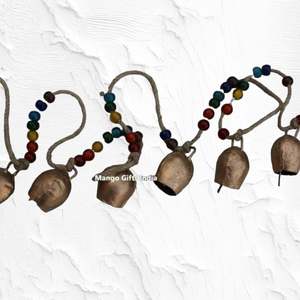 Guirlande suspendue de 152 cm avec 8 clochettes rustiques vintage style shabby chic pour cadeaux Mango, décoration créative et originale - Product Image 2