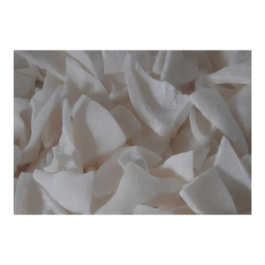 Importación de carne de coco seca a granel, congelación IQF, corte de cubo de rebanada de alta calidad, dulce suave de Vietnam/Reunión de coco perfecta para su uso - Product Image 1