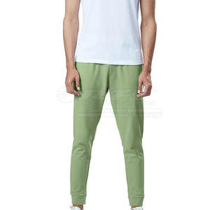 Pantalones de chándal para hombre con cintura elástica y cordón ajustable, perfectos para entrenamiento de gimnasia y uso diario - Product Image 1