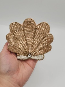 Llavero con Cuentas, Diseño de Beso, Anillo de Llavero Bordado Redondo, Colgante de Lentejuelas Hecho a Mano, Labios Rojos, Adorno para Bolso, Llavero con Cuentas - Product Image 3