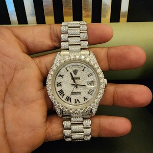 Montres de luxe en acier inoxydable avec diamant Mouvement japonais Full ICED Moissanite Qualité Sparkle Fashion Quartz Glass - Product Image 2