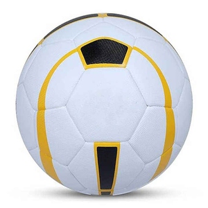 ฟุตบอลขนาดมาตรฐาน ขายดี พิมพ์โลโก้ได้ ผลิตจากหนัง PU น้ำหนักเบา เหมาะสำหรับฝึกซ้อมและแข่งขัน ราคาโรงงาน ปี 2025 - Product Image 3