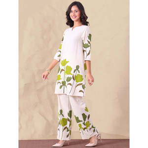 DEEBACO Women's Cotton Green Floral Co-ord Set <b>Split</b> Neck Long Tunic With Ankle <b>Trouser</b> Summer Spring Casual Western Wear Outfit - Product Image 4
