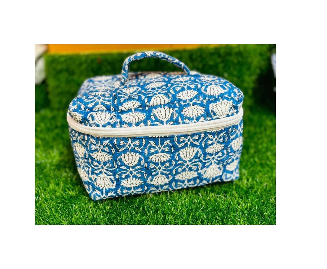 หลายภาพ