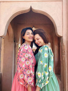 เดรสยาวปักลายดอกเดซี่ผ้าฝ้ายแท้สไตล์โบฮีเมียนเก๋ไก๋สีสันสดใสสำหรับฤดูร้อน เดรสยาวแม็กซี่สำหรับผู้หญิง - Product Image 5