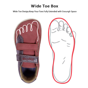 Chaussures décontractées pour enfants en cuir PU souple, à fermeture auto-agrippante, faciles à enfiler et à retirer, adaptées à la croissance naturelle du <span class=keywords><strong>pied</strong></span>, chaussures pieds nus pour enfants, directement de l'usine - Product Image 5