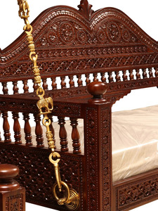 Columpio de Madera Tradicional Jhoola, Diseño Antiguo Hecho a Mano, Mueble Convertible para Sala de Estar, 2-3 Plazas, Interior/Exterior - Product Image 6