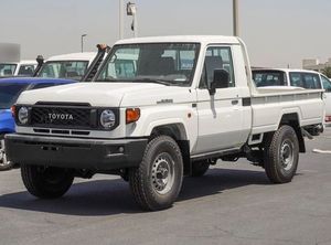 Toyota Land Cruiser Pick Up TOYOTA LC79 PICKUP S/C 2.8L Diésel A/T, Bloqueo de Diferencial, MY25 - Product Image 2