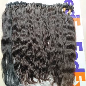 Extension de cheveux indiens bruts à vague profonde droite pour trame de génie tissage de cheveux de temple alignés sur des cuticules vierges non transformées de l'Inde du sud - Product Image 2