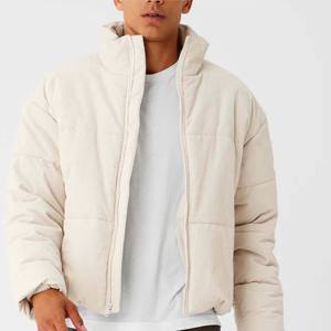 Chaqueta acolchada para hombre: abrigo de invierno ligero, cálido y resistente al agua con cremallera y capucha para exteriores y ropa informal - Product Image 6