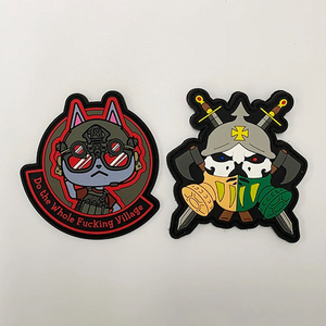 Étiquettes en caoutchouc de silicone durable de haute qualité Logo personnalisé en relief en forme de fleur en forme de cœur à coudre Patchs de vêtement en PVC Style OEM pour chapeau - Product Image 5