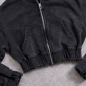 Survêtements d'hiver grande taille, style déchiré et délavé à l'acide, comprenant un sweat à capuche court et ample et un pantalon de jogging, vente en gros - Product Image 6