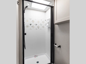 Modern Luxury Used 2020-2023 Coachmens RV Prism Select Class C Motor Home-Diesel RVs for Sale 4-6 Passengers Spacious Interior - Product Image 3