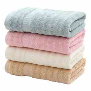 Ensemble de serviettes de bain en bambou de luxe couleurs personnalisables brodées durables et élégantes pour hôtels directement des fabricants biologiques - Product Image 1