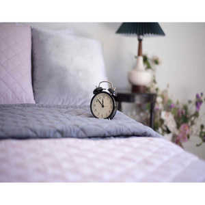 Parure de lit King-Size Sweet Dreams, confortable et luxueuse - Product Image 2