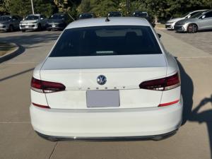 Seminuevo Clean 2021 Volks-wagen Passa-t 2,0 T S - Product Image 5