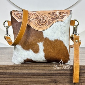 กระเป๋าสะพายพาดลำตัวหนังวัวเครื่องมือทำด้วยมือลายดอกไม้2025สินค้ามาใหม่กระเป๋าถือแบบสะพายไหล่ดีไซน์สไตล์ตะวันตก - Product Image 1