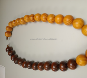 Elegante collar de cuentas de madera y resina de alta calidad para mujer, joyería clásica moderna DIY para fiestas, estilos de amor y artesanía - Product Image 1