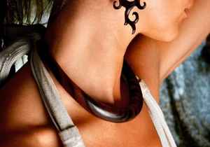 Collier en bois avec pendentif personnalisé, bijoux en bois - Product Image 2