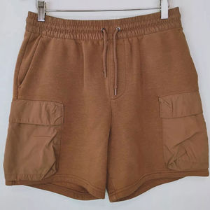 Short cargo décontracté pour hommes Hip Hop Offre Spéciale avec couleur unie et logo personnalisé méthode de tissage non tissé conception de poche à la mode - Product Image 1