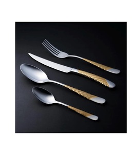 ชุดช้อนส้อมโรสโกลด์ 24 ชิ้น พร้อมโลโก้สั่งทำ ผลิตจากสแตนเลสเกรดอาหาร 18/0 ชุดอาหารค่ำขายส่ง ชุดช้อนส้อมสีทองอร่าม - Product Image 4