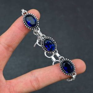 Bracelet de style chaîne en quartz saphir bleu créé à la main en argent sterling plaqué de luxe pour les fiançailles de mariage. - Product Image 3