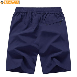 Short de gym personnalisé OEM pour hommes Jogging en maille à séchage rapide avec poches latérales Motif solide Vêtements de sport décontractés du fournisseur - Product Image 2