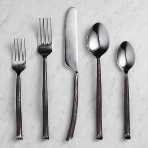 Juego de cubiertos de metal de acero inoxidable personalizable con logotipo grabado para uso en restaurantes o hoteles - Product Image 5