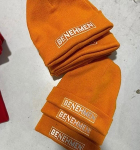 Venta al por mayor logotipo personalizado bordado Beanie Cap logotipo personalizado mejor precio Yiwu Qunliang Unisex 100% acrílico Winiter transpirable - Product Image 3