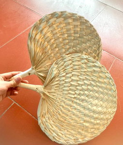ECO FRIENDLY <b>Hand</b> <b>Fan</b> Wedding Custom Heart Palm Leaf Bamboo Straw Seagrass Grass <b>Hand</b> <b>Held</b> <b>Fan</b> Small <b>Fans</b> Vietnam Products - Product Image 5